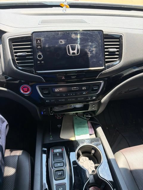 Used 2025 Honda Ridgeline Black Edition image 14