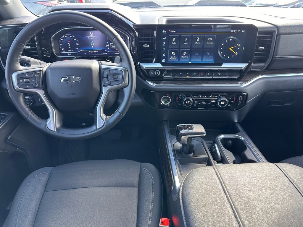 Used 2023 Chevrolet Silverado 1500 LT Trail Boss image 4