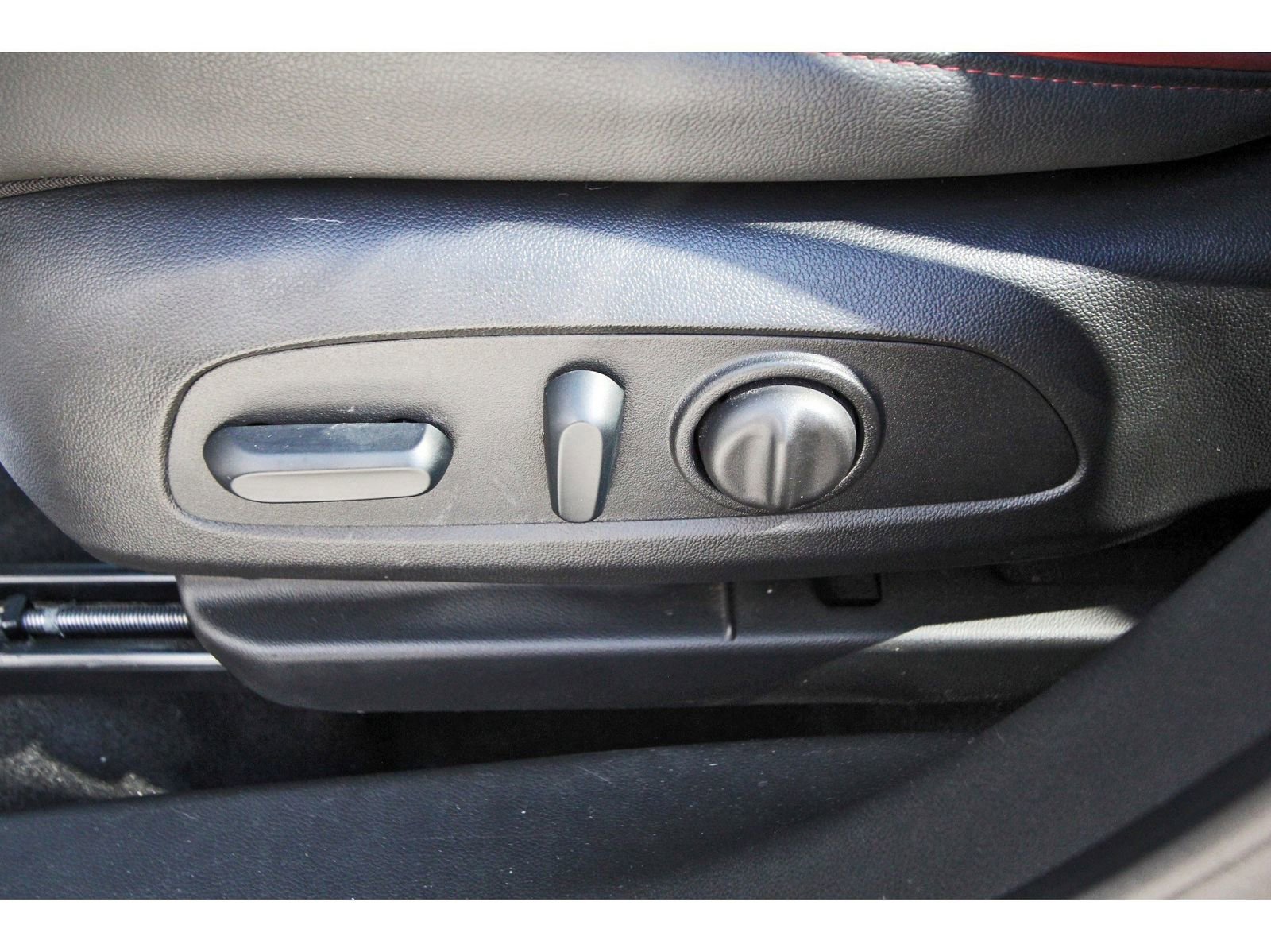 Used 2024 Chevrolet TrailBlazer RS w/ Convenience Package image 29