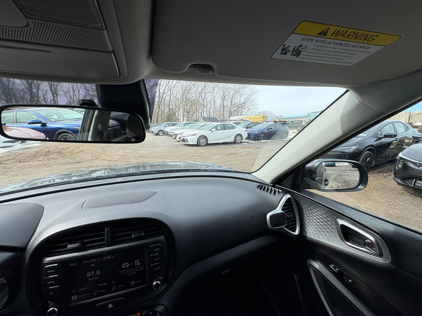 Used 2025 Toyota Corolla LE image 31