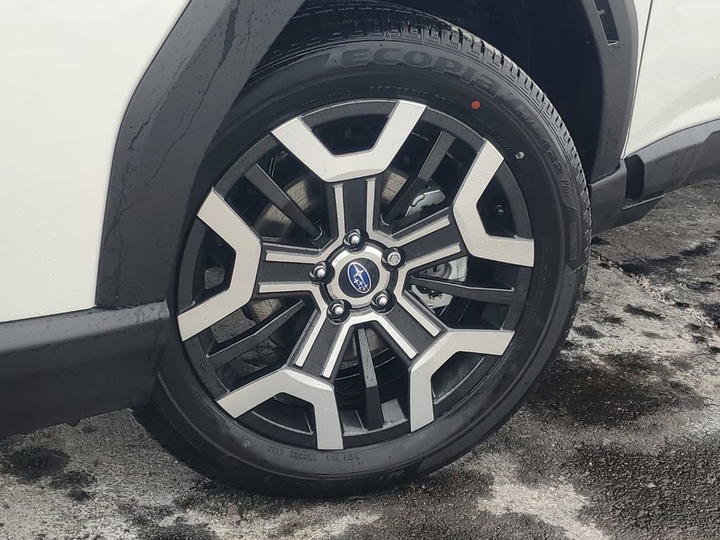 New 2026 Subaru Outback Touring XT image 5