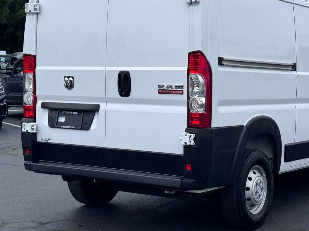 Used 2022 RAM ProMaster 1500 w/ Convenience Group FWD image 4