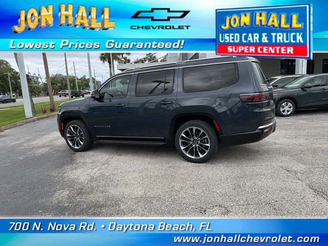 Used 2023 Jeep Wagoneer Series II w/ Premium Group I AWD/4WD image 7