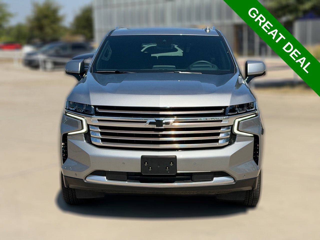 Used 2024 Chevrolet Suburban High Country w/ Premium Package AWD/4WD image 4