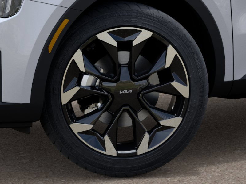 New 2025 Kia Sorento EX FWD image 9