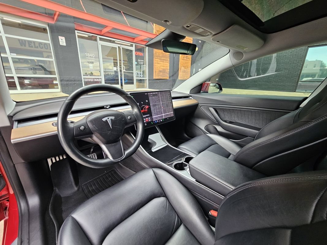Used 2018 Tesla Model 3 Long Range AWD/4WD image 2