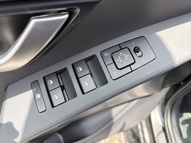 New 2026 Kia Niro LX FWD image 17