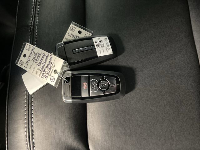 New 2025 Ford Bronco Badlands image 26