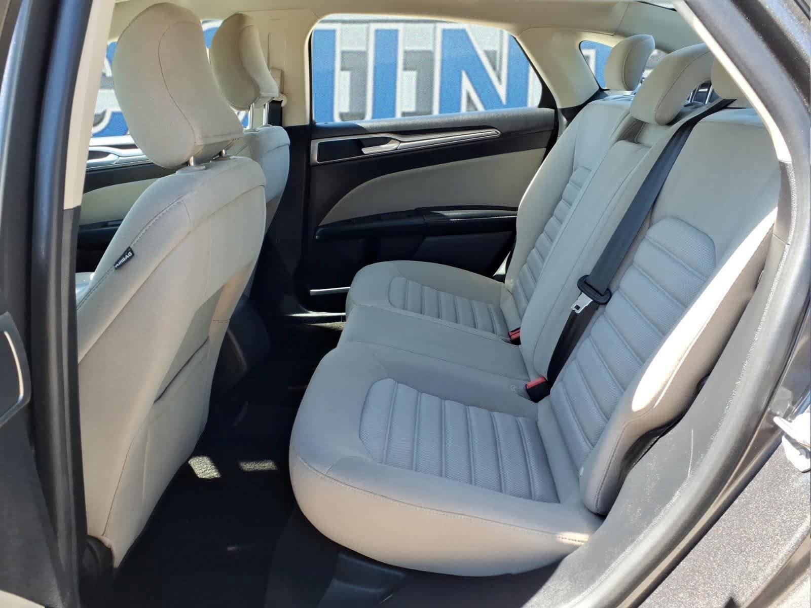 Used 2018 Ford Fusion S FWD image 12