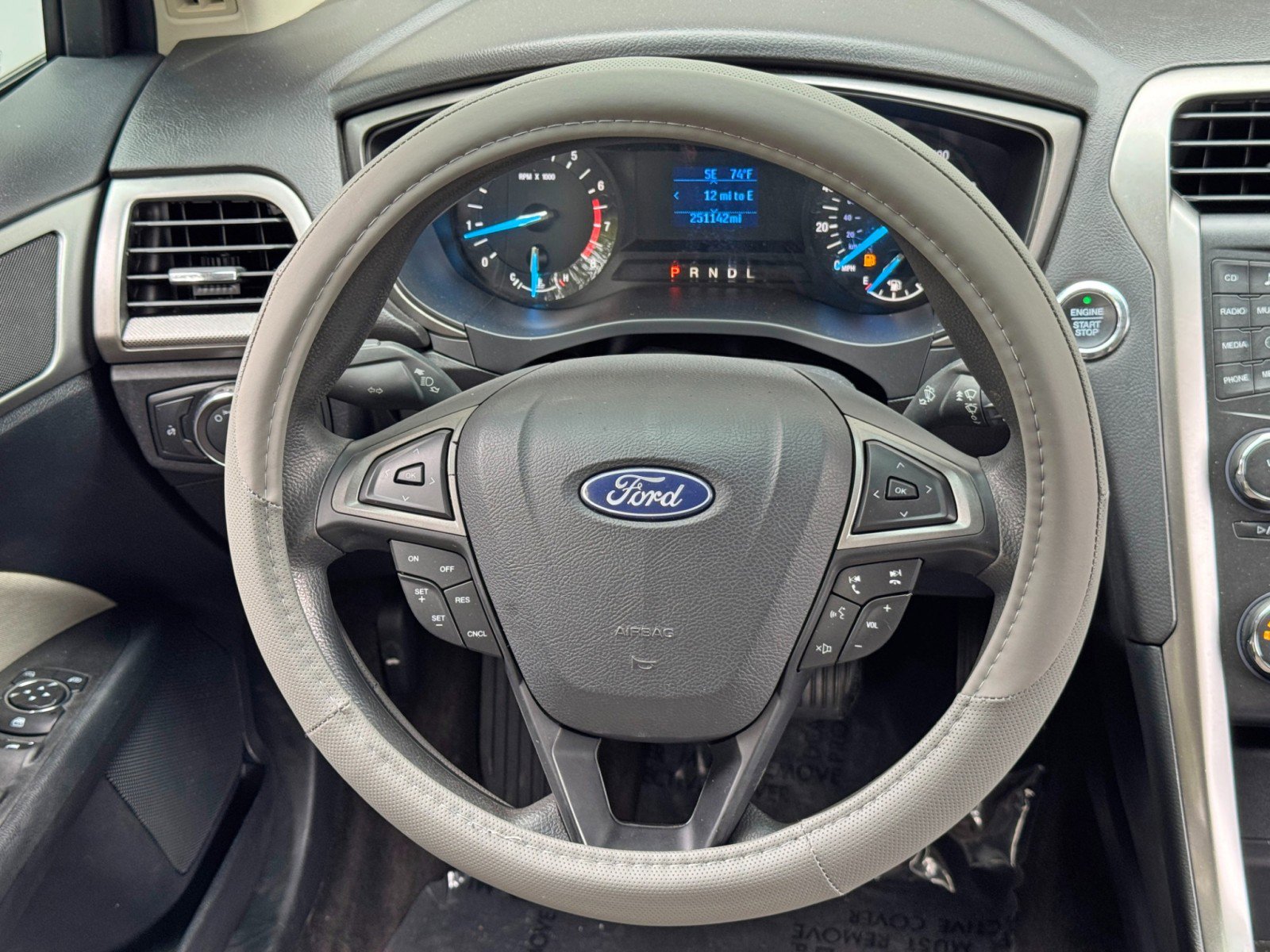 Used 2018 Ford Fusion S image 17
