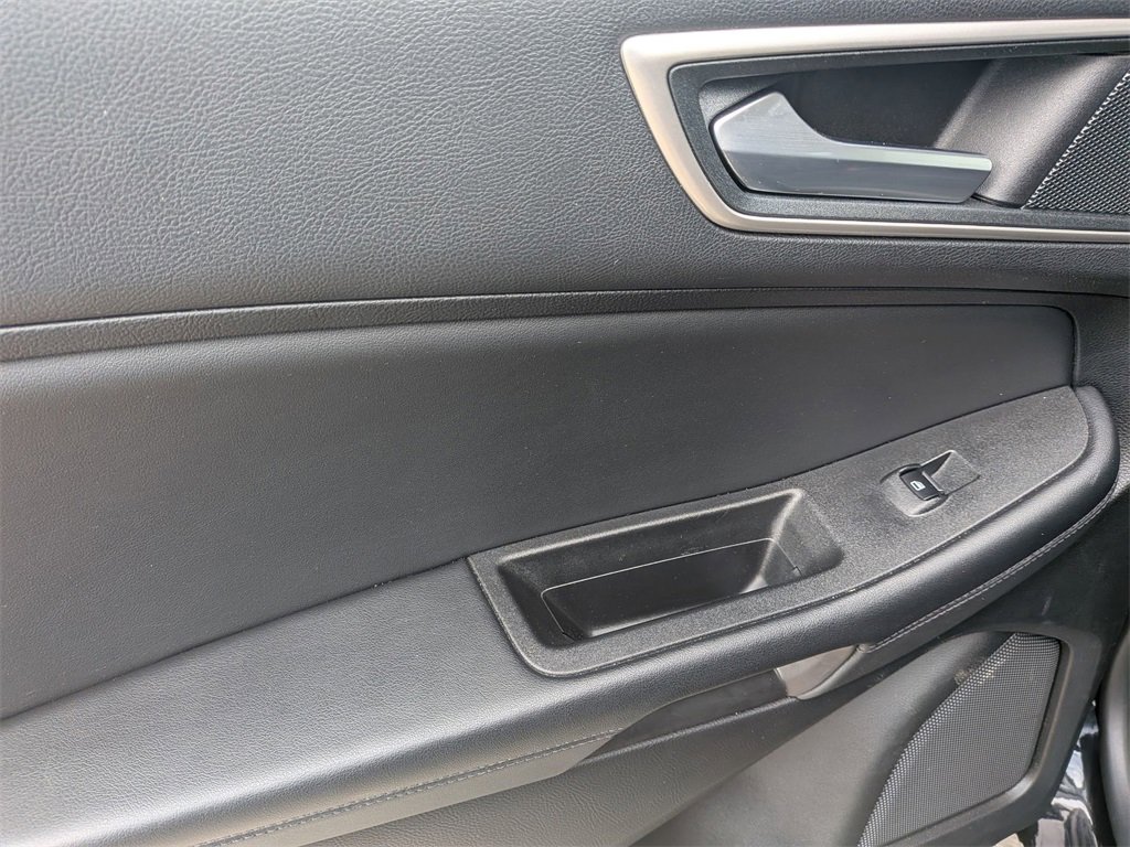 Used 2024 Ford Edge SEL image 23