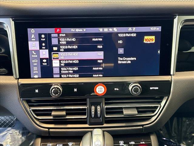 Used 2026 Porsche Macan AWD/4WD image 14