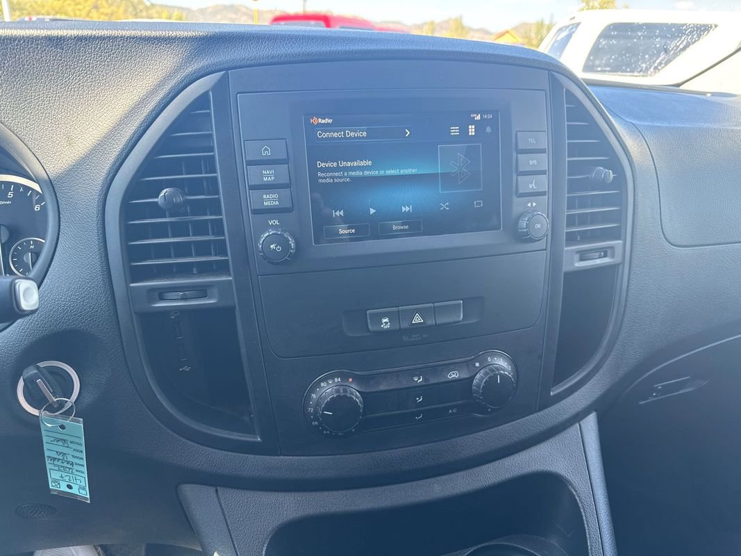 Used 2022 Mercedes-Benz Metris image 13