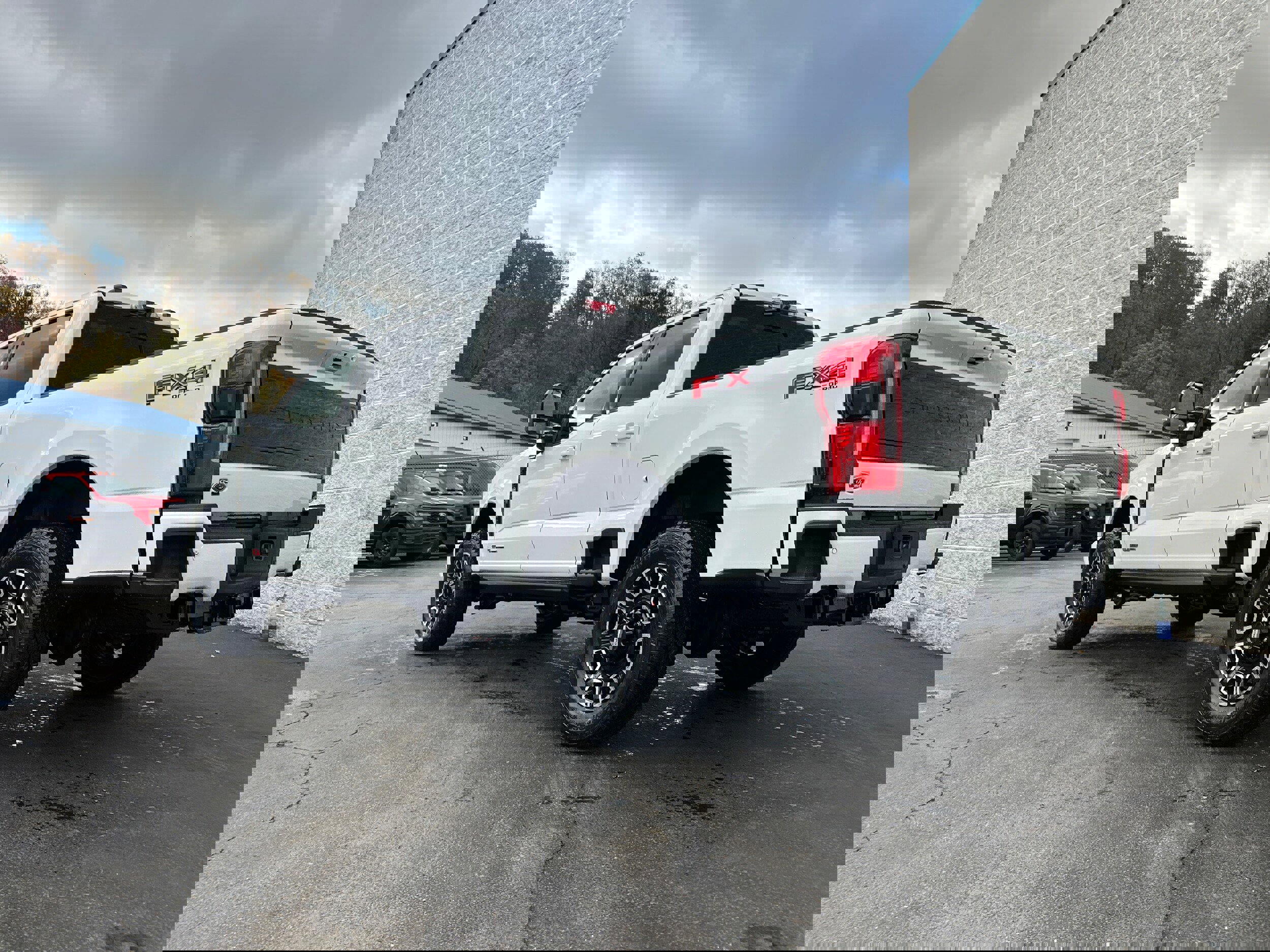 New 2026 Ford F250 Platinum image 9