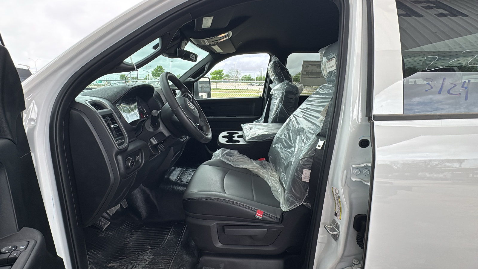 New 2026 RAM 5500 Tradesman w/ Chrome Appearance Group AWD/4WD image 9