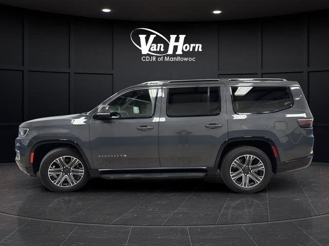 Used 2022 Jeep Wagoneer Series III AWD/4WD image 4