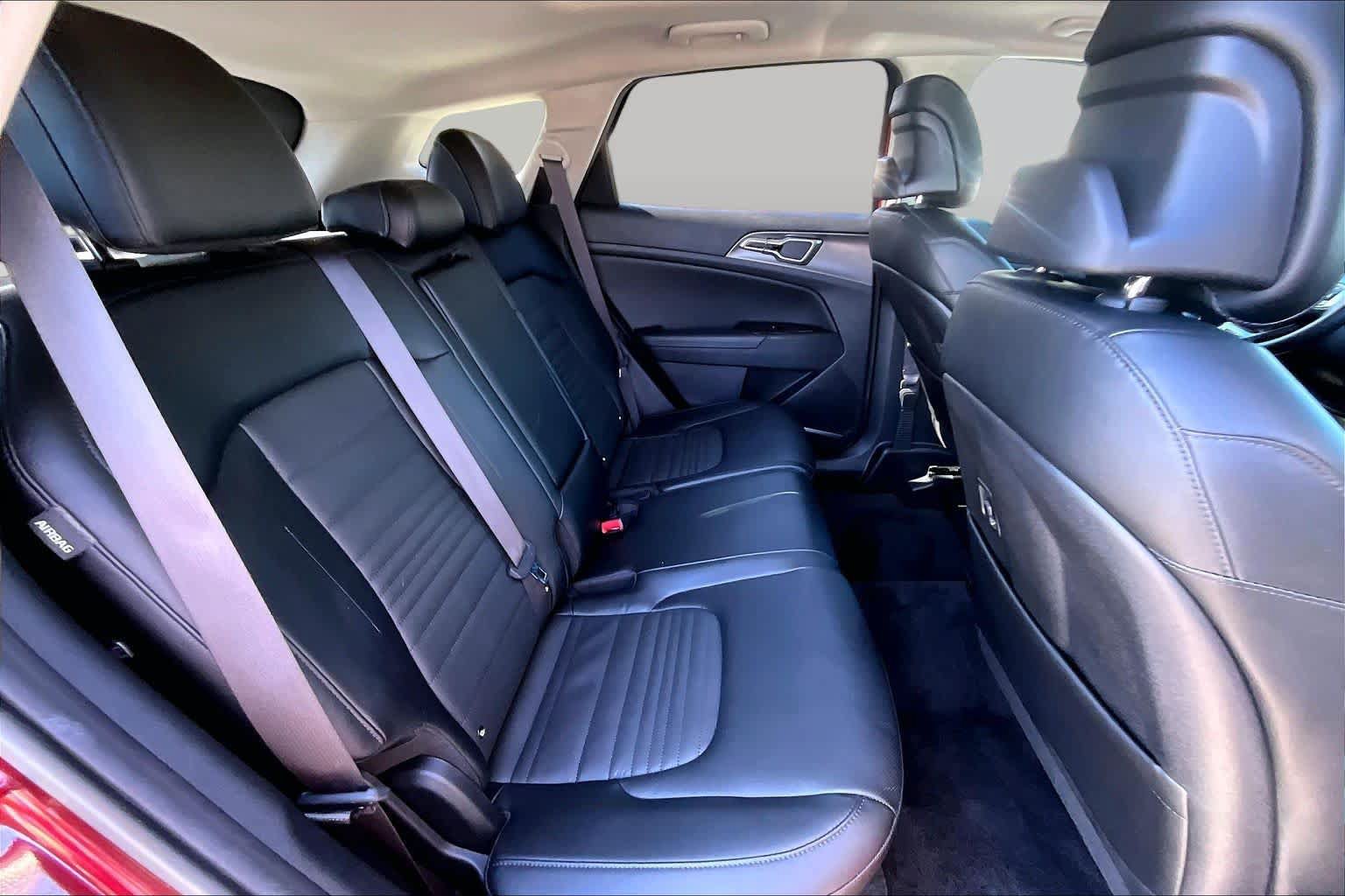 Used 2025 Kia Sportage SX FWD image 20