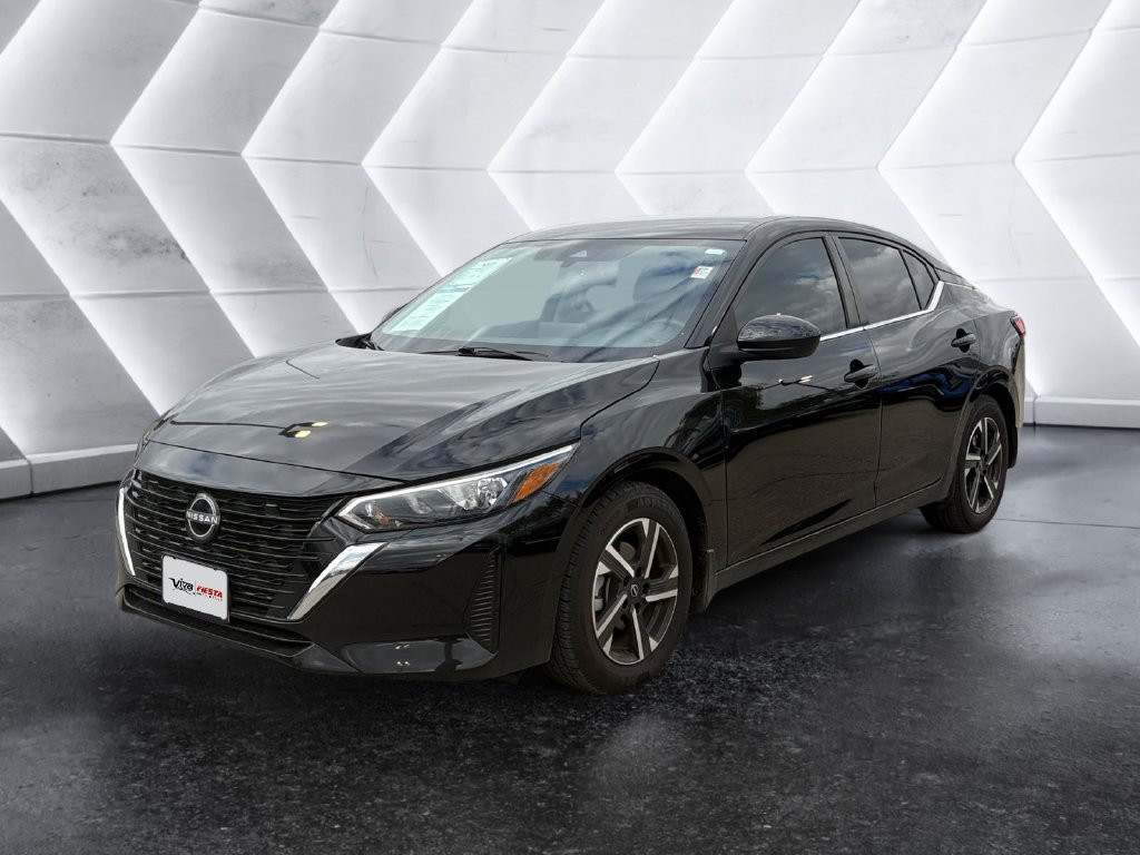 Used 2024 Nissan Sentra SV FWD image 3