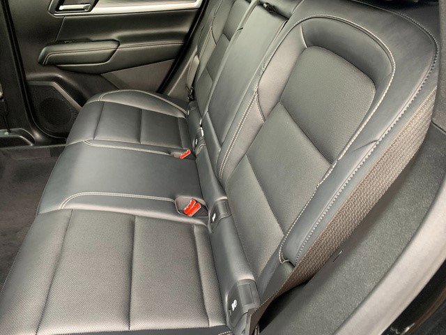 Certified 2025 GMC Terrain Elevation w/ Elevation Premium Package image 18