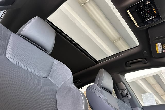 New 2026 Lexus RX 450h AWD image 15