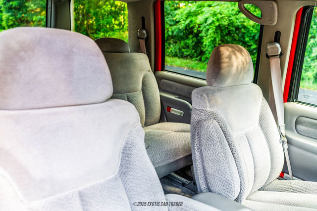 Used 1999 Chevrolet Tahoe LS image 22