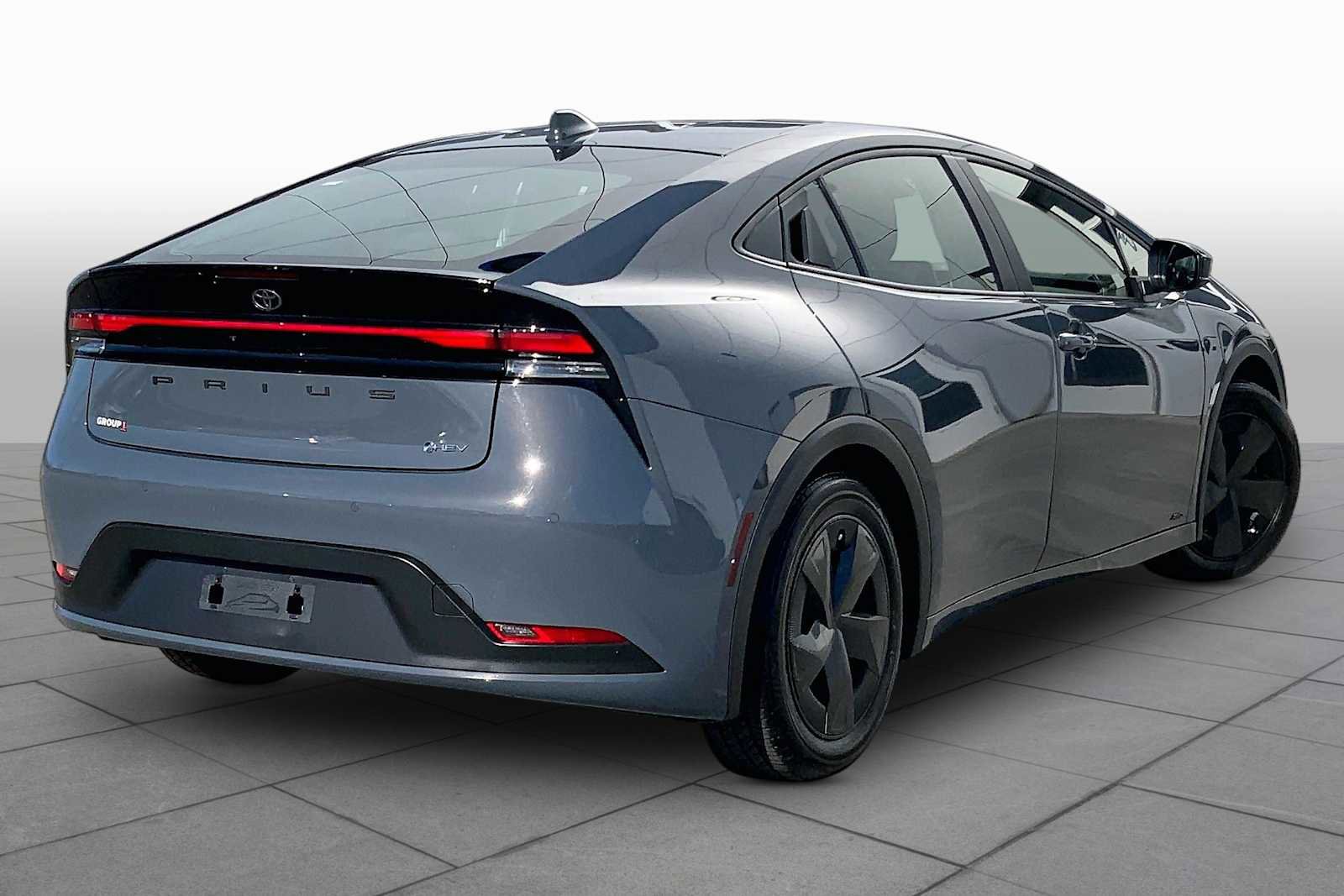Used 2023 Toyota Prius LE AWD/4WD image 13