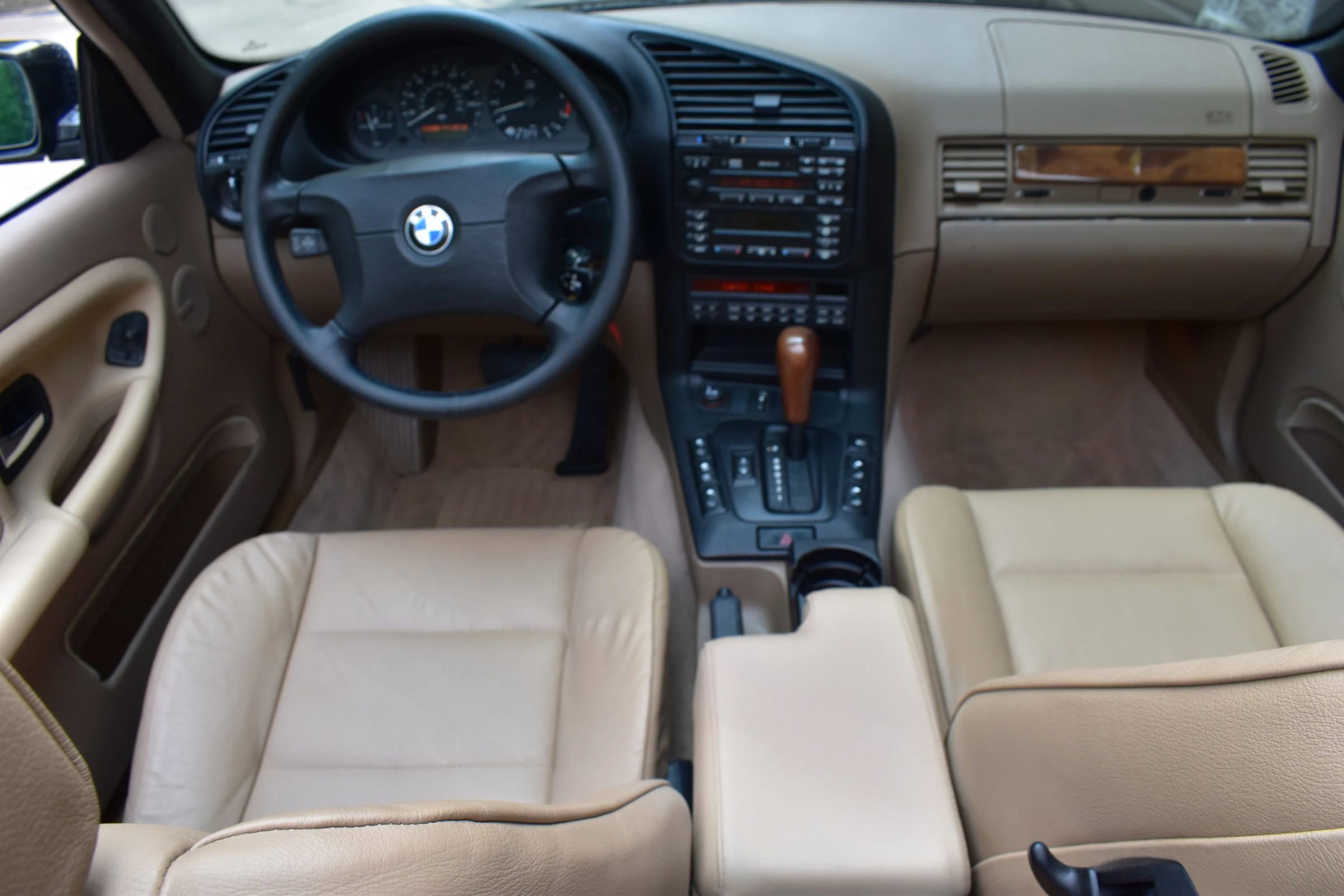 Used 1999 BMW 328i Convertible image 34
