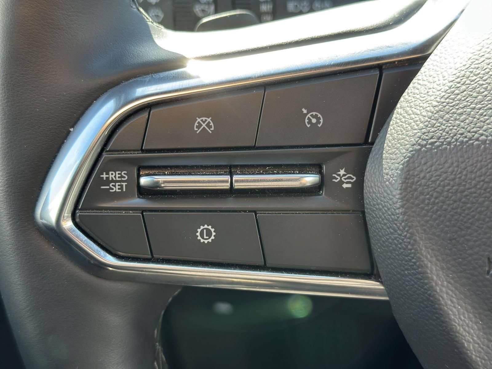Certified 2025 Chevrolet Equinox LT AWD/4WD image 14