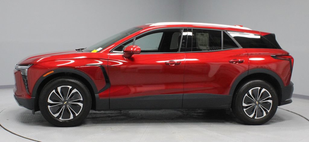Used 2024 Chevrolet Blazer EV LT AWD/4WD image 9