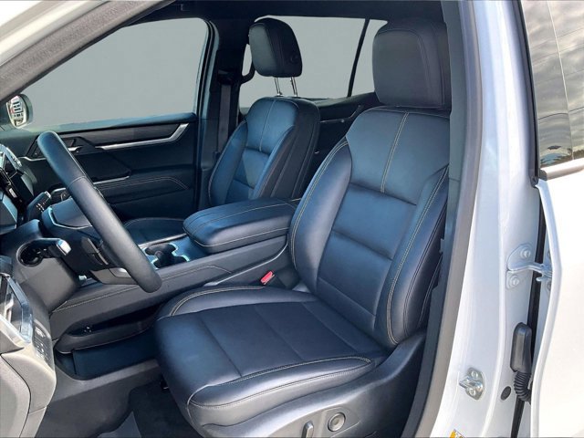 Certified 2024 GMC Acadia Elevation w/ Luxury Package image 26