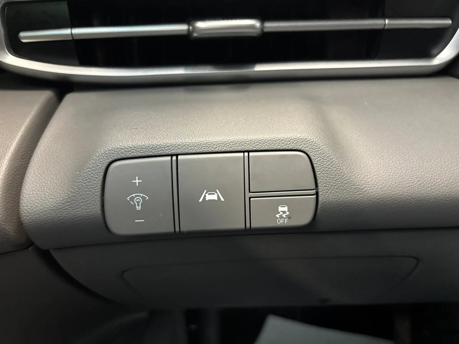 Used 2022 Hyundai Elantra SEL FWD image 53
