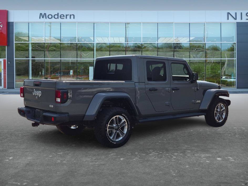 Used 2023 Jeep Gladiator Overland AWD/4WD image 5