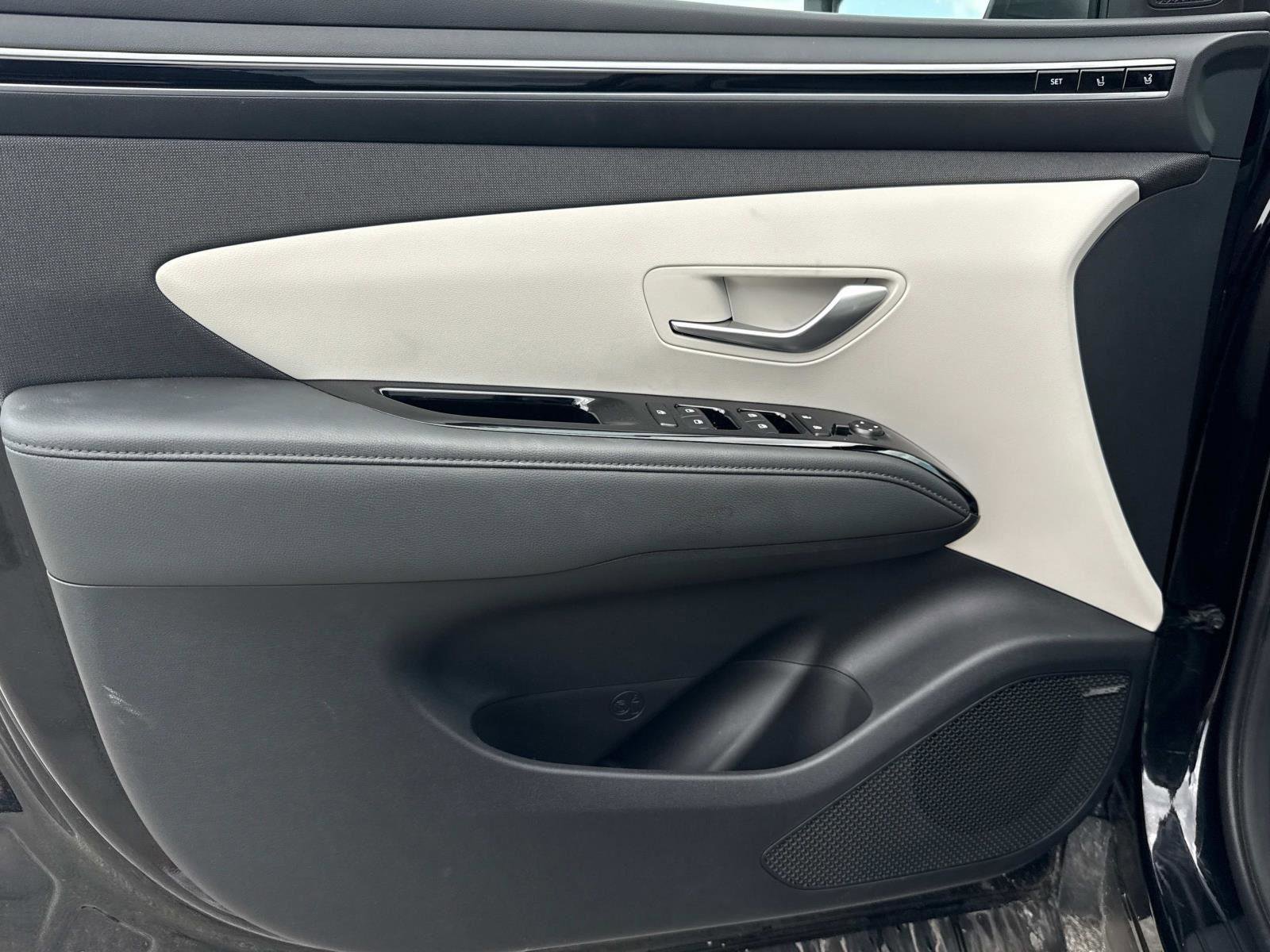 Used 2024 Hyundai Tucson Limited image 17