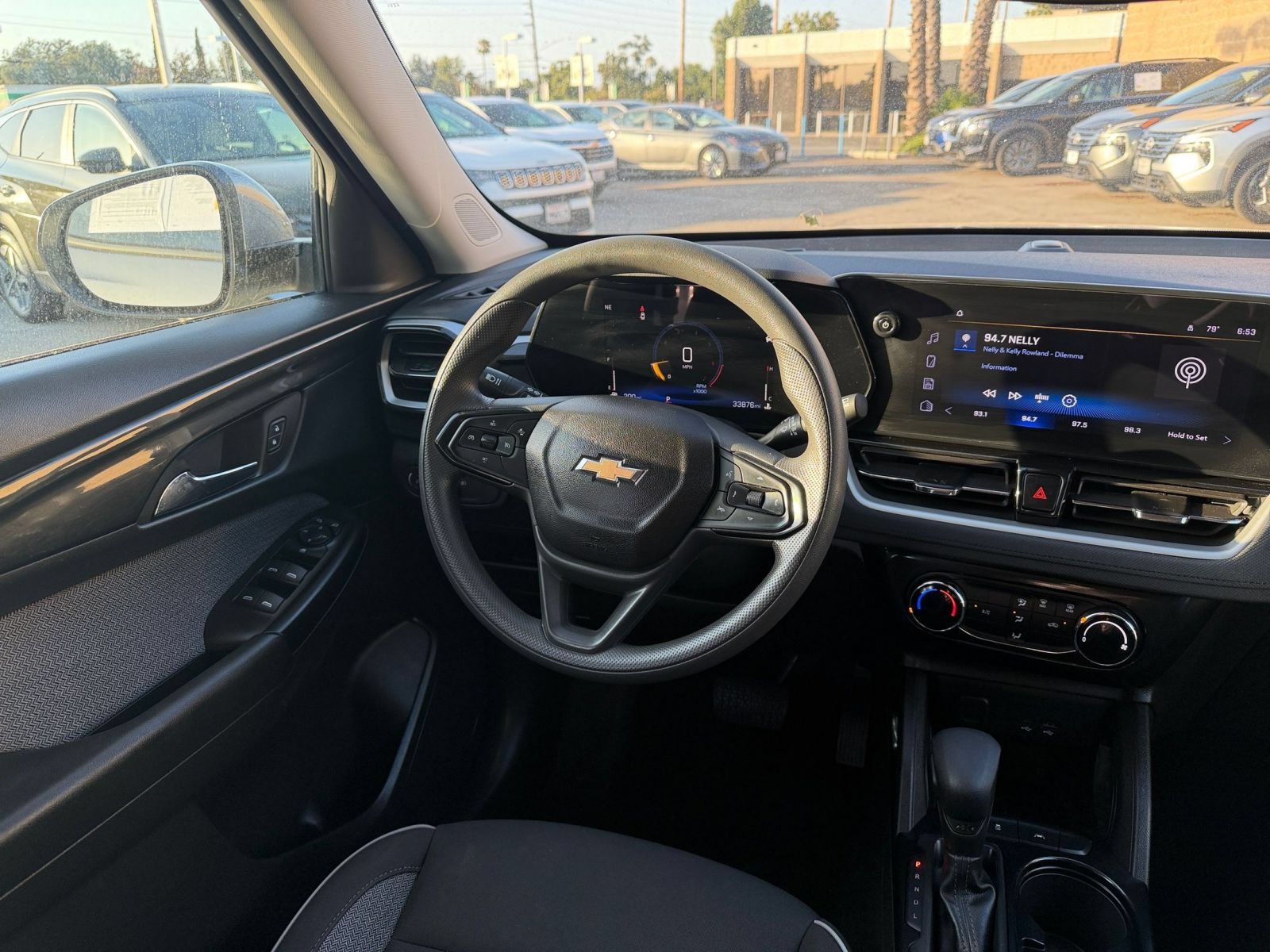 Used 2025 Chevrolet TrailBlazer LT FWD image 33