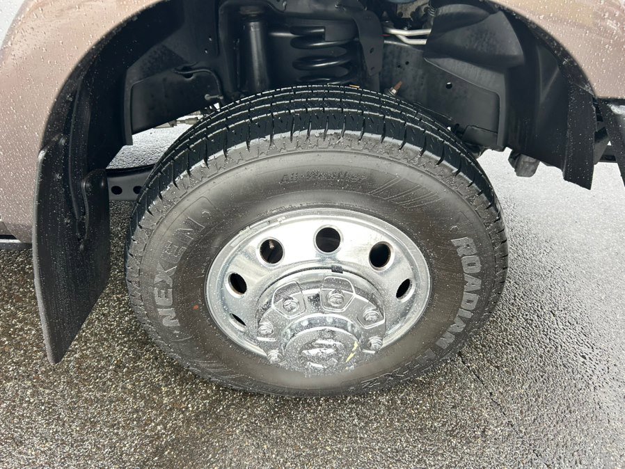 Used 2023 RAM 3500 Limited image 10