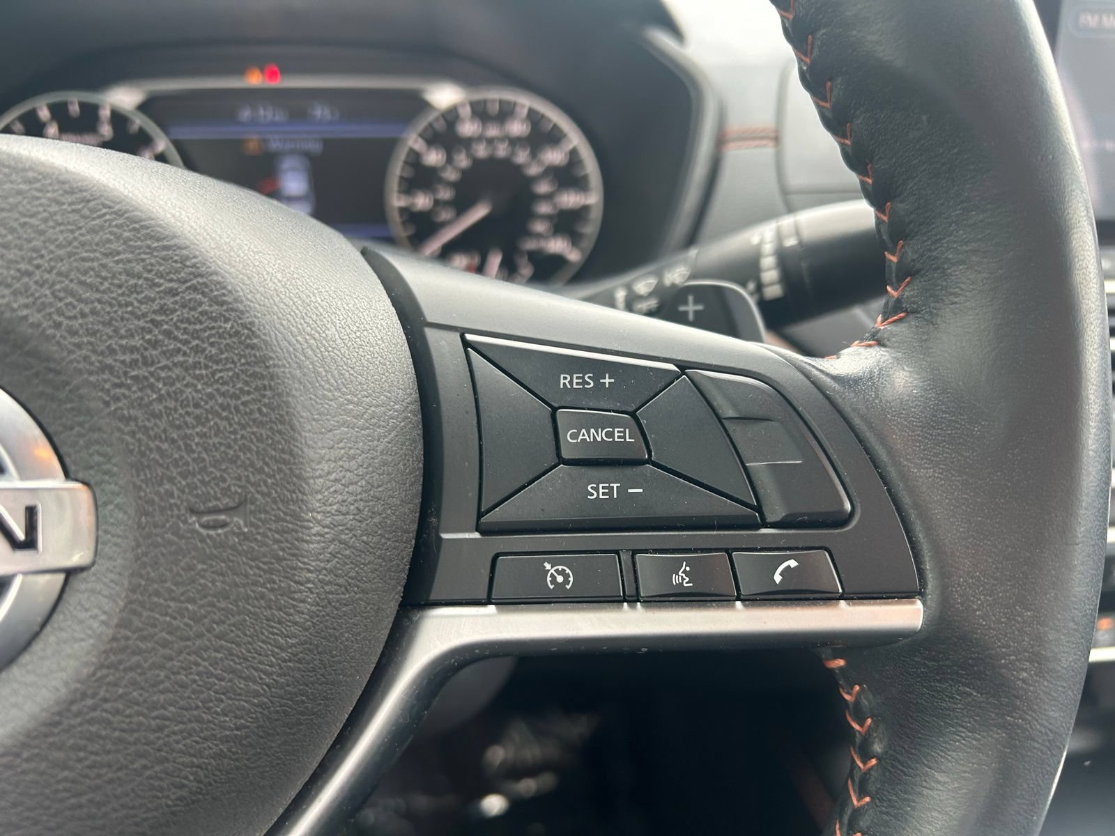 Used 2022 Nissan Altima 2.5 SR AWD/4WD image 13