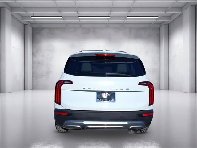 Used 2022 Kia Telluride EX w/ EX Premium Package image 4