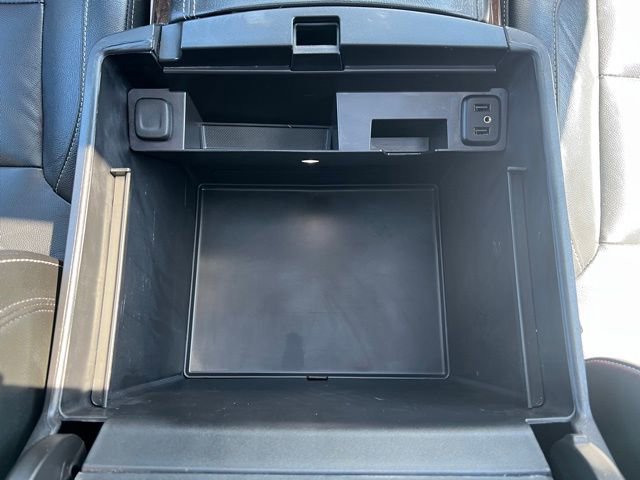 Used 2019 Chevrolet Suburban LT AWD/4WD image 36