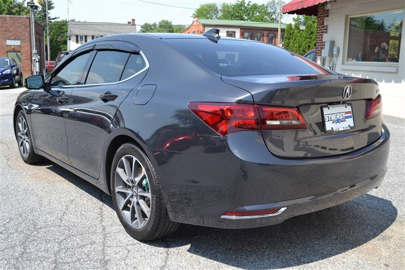 Used 2015 Acura TLX V6 w/ Technology Package image 3