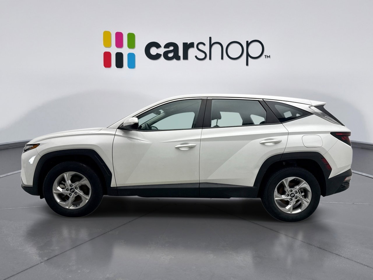 Used 2024 Hyundai Tucson SE image 2