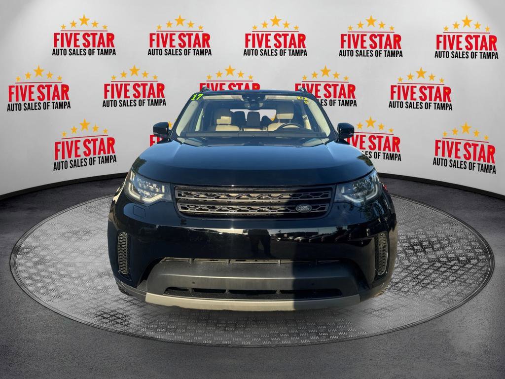 Used 2017 Land Rover Discovery SE AWD/4WD image 2