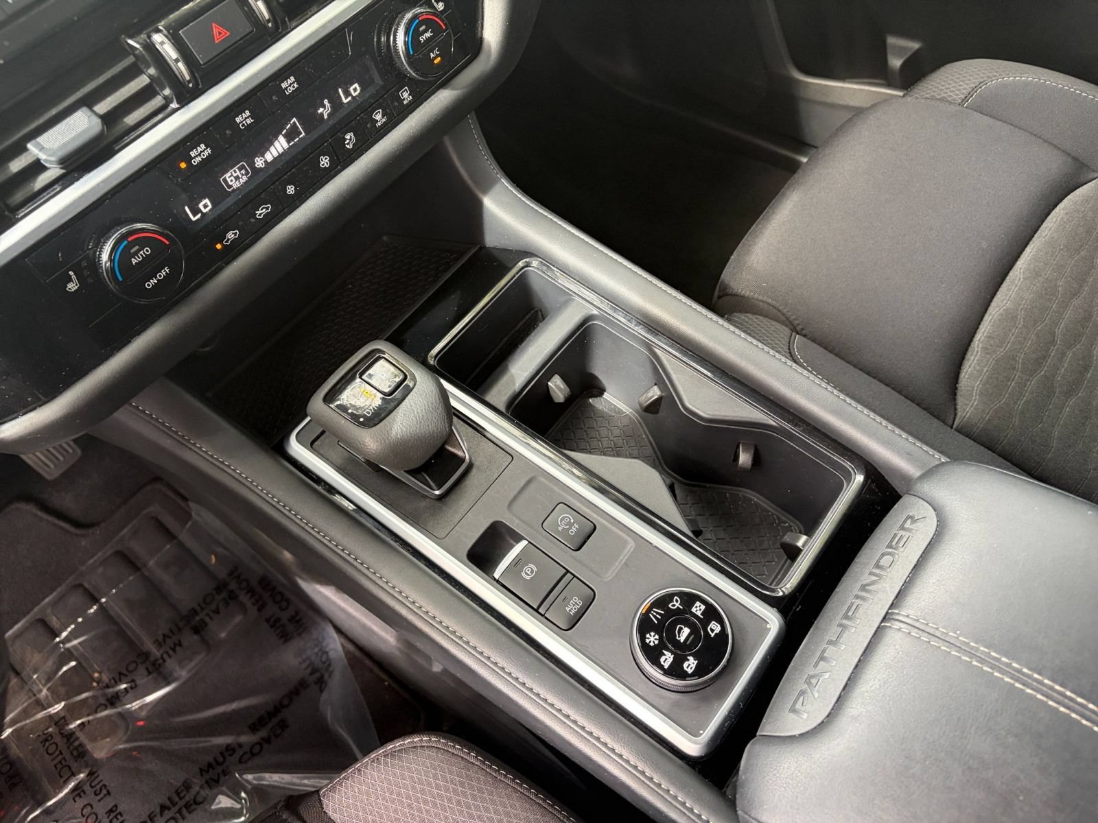 Used 2025 Nissan Pathfinder SV AWD/4WD image 42