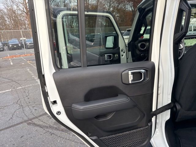 Used 2022 Jeep Wrangler Unlimited Sahara w/ LED Lighting Group image 34