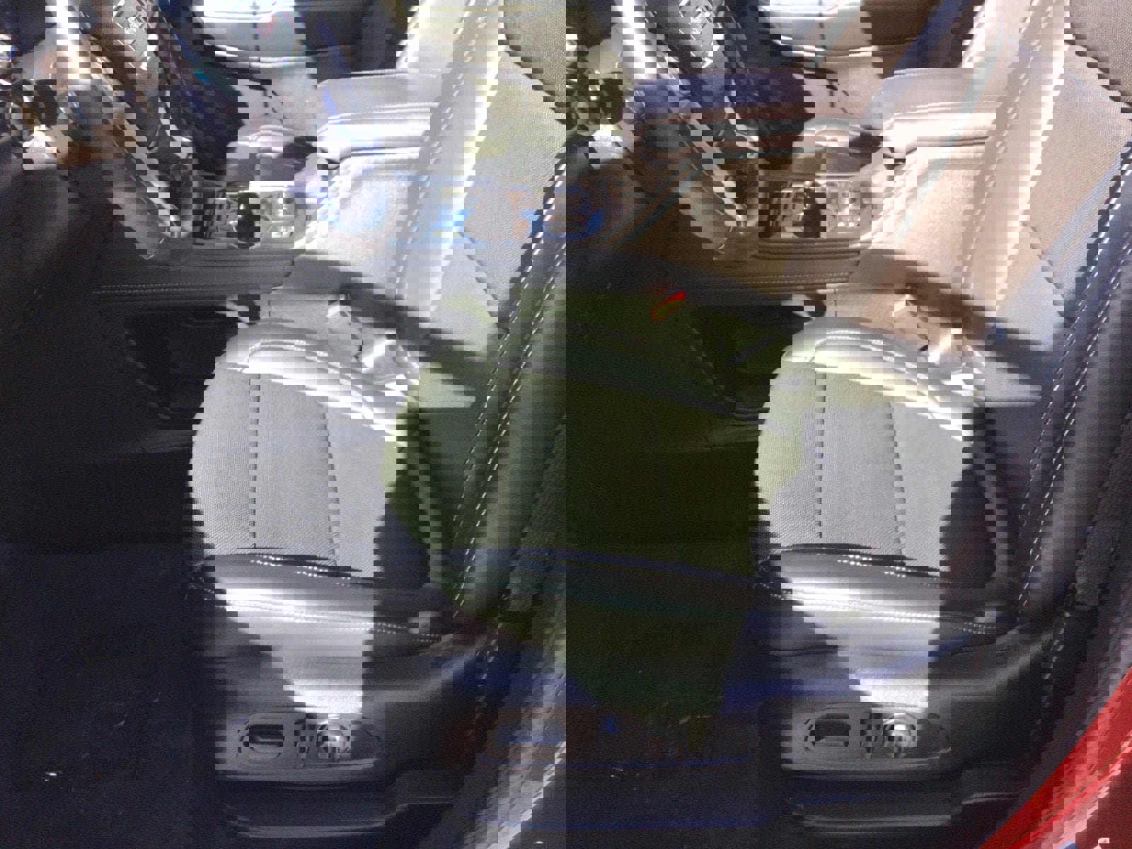 Used 2023 GMC Acadia SLT image 14