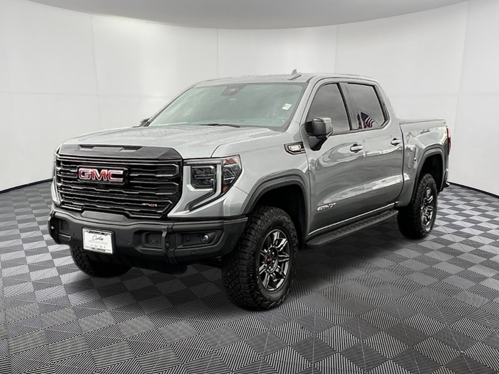 Used 2024 GMC Sierra 1500 AT4X AWD/4WD image 3