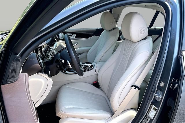 Certified 2018 Mercedes-Benz E 300 4MATIC image 13