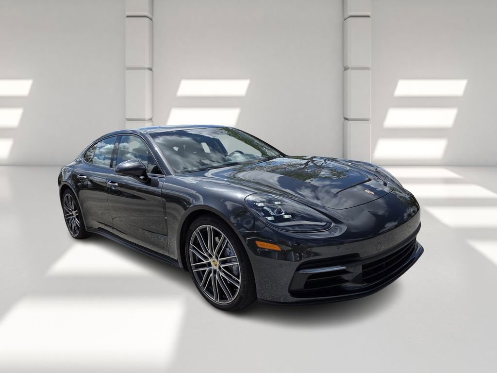 Used 2018 Porsche Panamera image 2