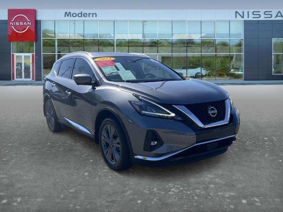 Certified 2023 Nissan Murano Platinum w/ Cargo Package FWD image 3