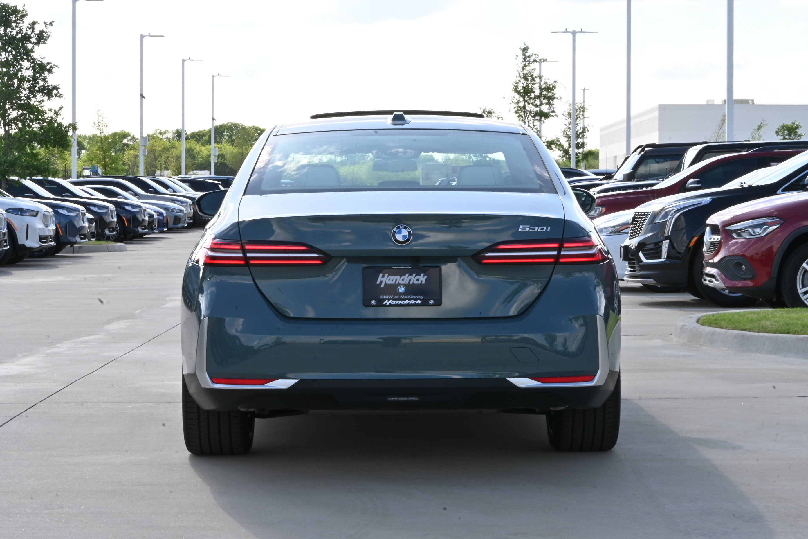Used 2026 BMW 530i w/ Convenience Package RWD image 6