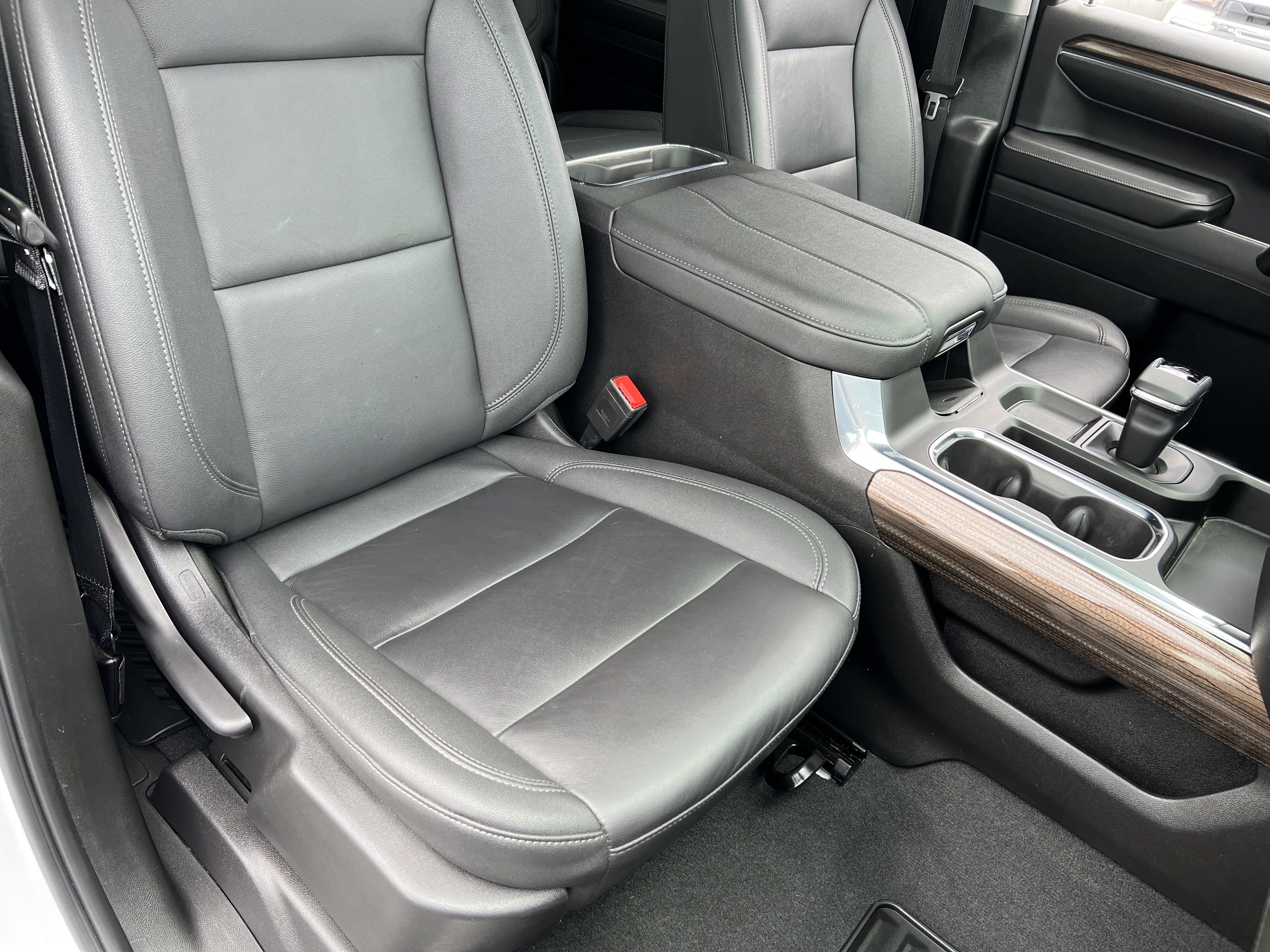 Used 2024 Chevrolet Silverado 1500 RST AWD/4WD image 26